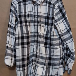 American Eagle Boyfriend fit black and white thin long sleeve